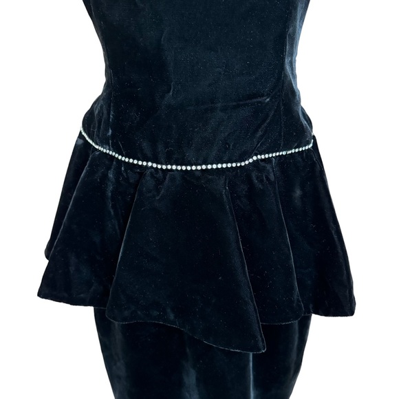 Vintage 80s A. J. Bari Saks Black Velvet Peplum Rhinestone Trim Strapless Dress - Picture 8 of 10